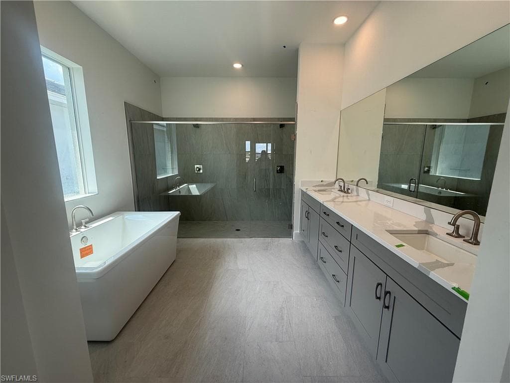 8788 Oceana Way, Naples, FL 34114-9