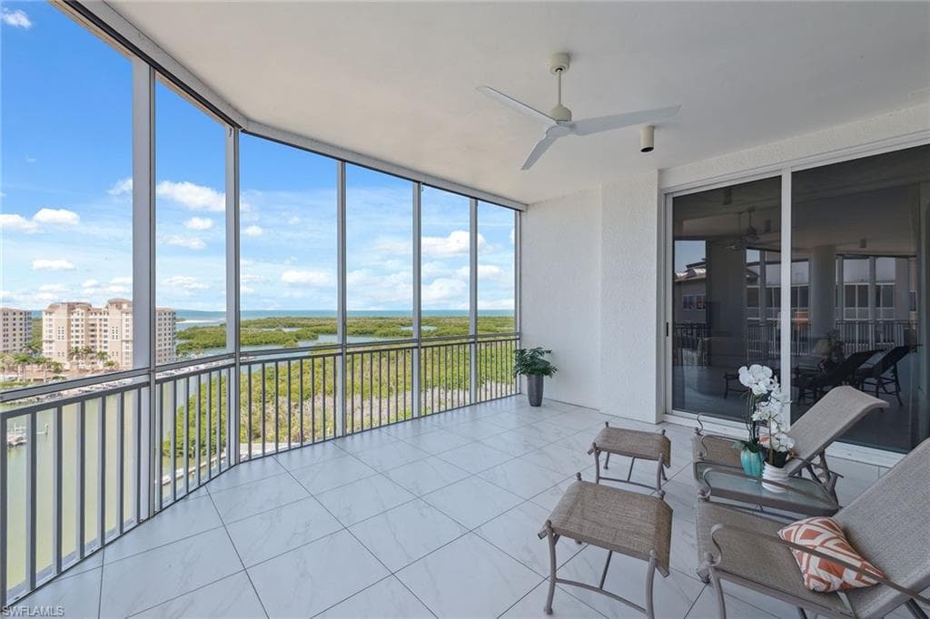 13675 Vanderbilt Dr Ph 1105, Naples, FL 34110-21
