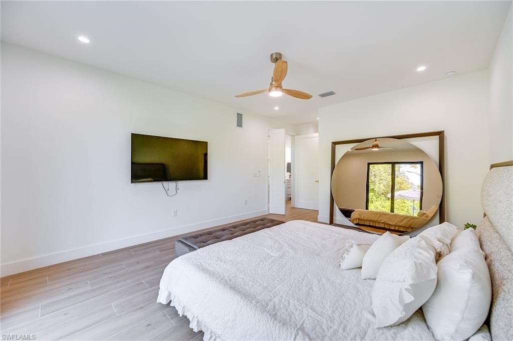 3384 Canal St, Naples, FL 34112-14