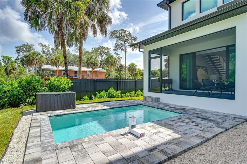 3384 Canal St, Naples, FL 34112-30