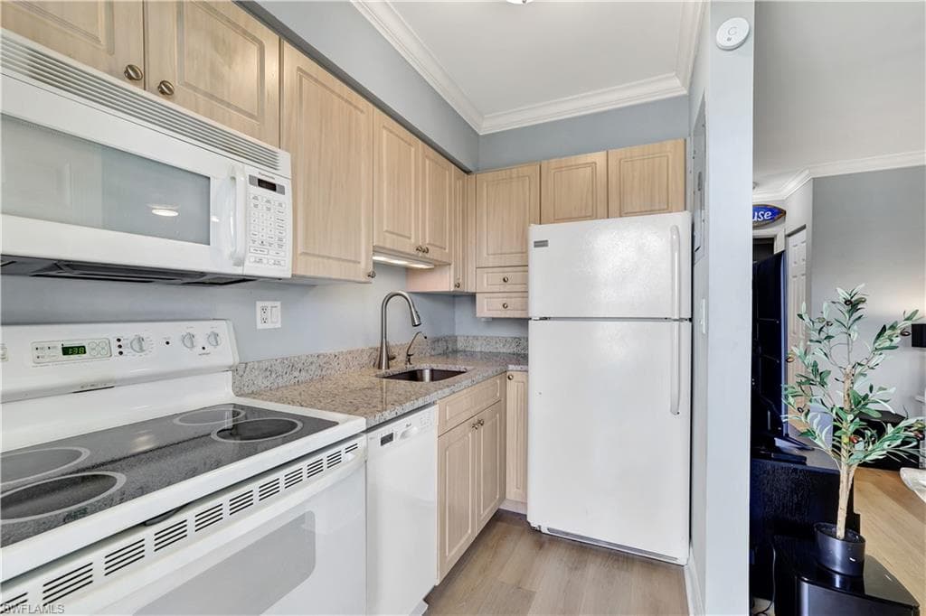130 Collier Blvd A7, Marco Island, FL 34145-8