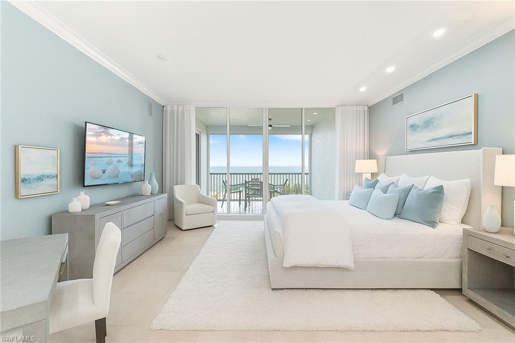 8473 Bay Colony Dr 403, Naples, FL 34108-14