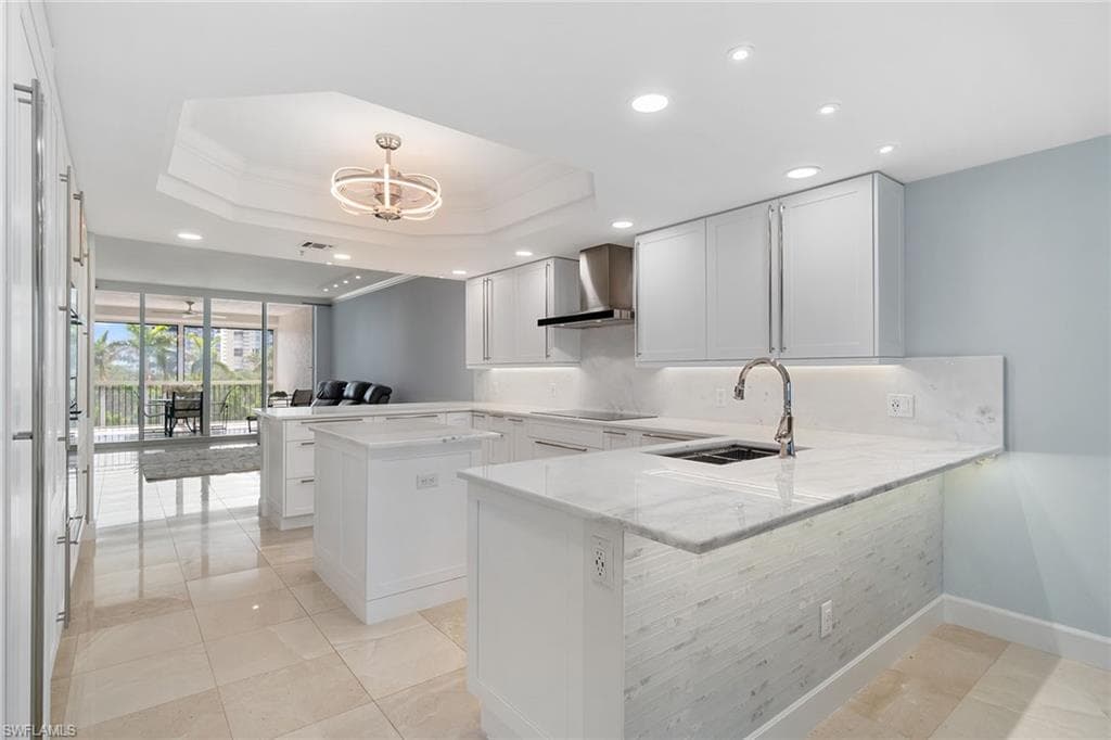 8473 Bay Colony Dr 403, Naples, FL 34108-17