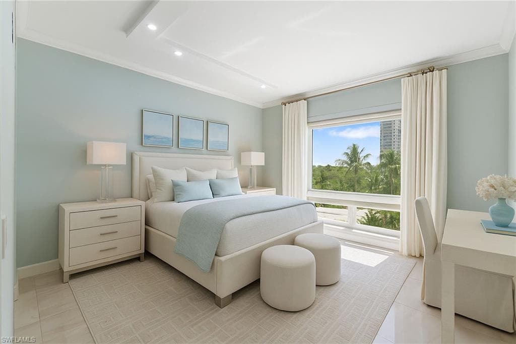 8473 Bay Colony Dr 403, Naples, FL 34108-22