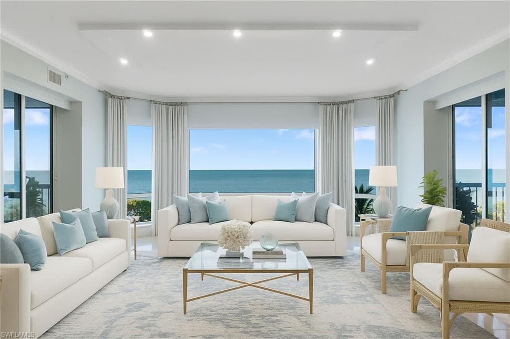 8473 Bay Colony Dr 403, Naples, FL 34108-5