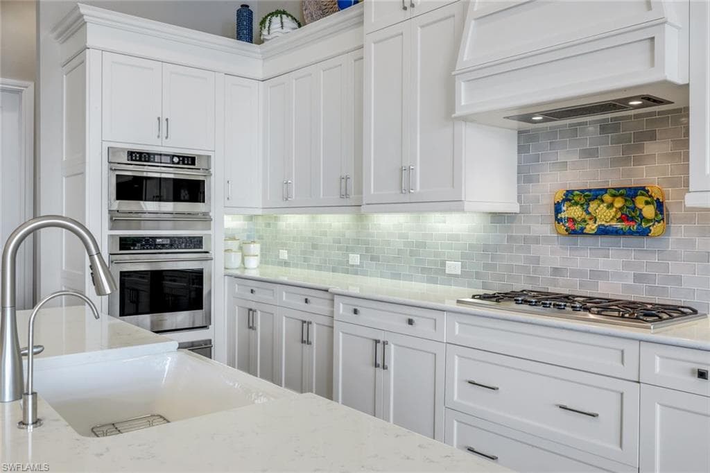 9010 Arrezo Ct, Naples, FL 34119-14