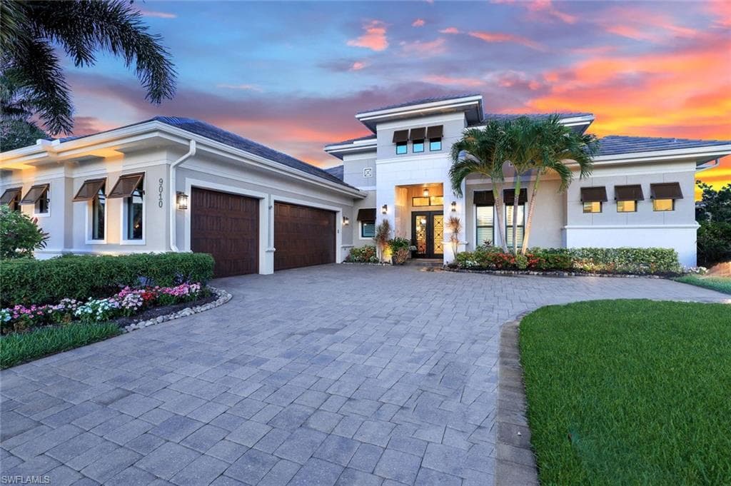 9010 Arrezo Ct, Naples, FL 34119-4