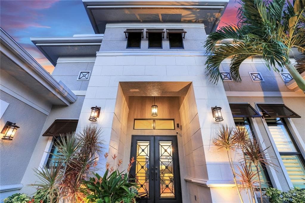 9010 Arrezo Ct, Naples, FL 34119-6