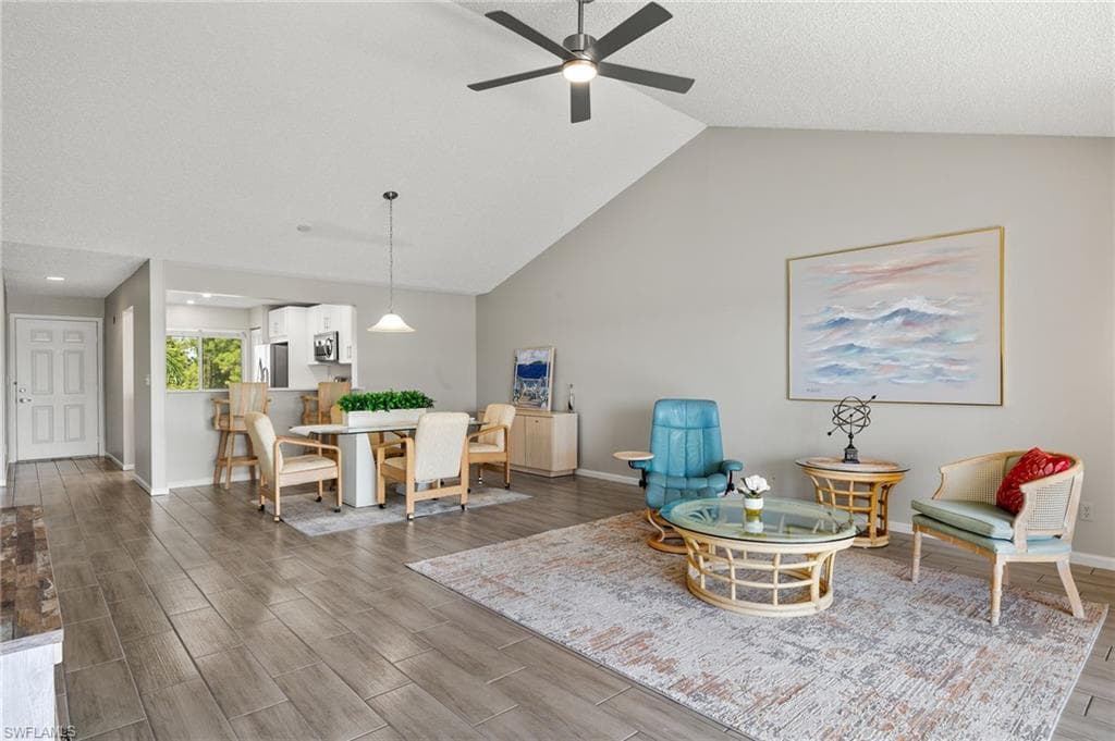 4580 Andover Way 304, Naples, FL 34112-9
