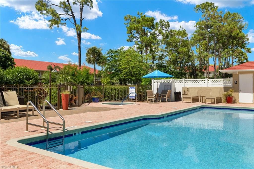 4580 Andover Way 304, Naples, FL 34112-37