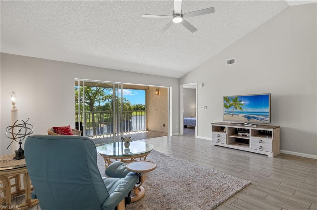 4580 Andover Way 304, Naples, FL 34112-8
