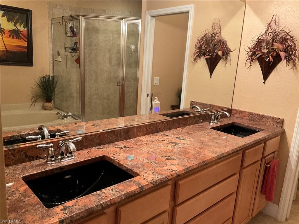 17560 Brickstone Loop, Fort Myers, Fl 33967-21