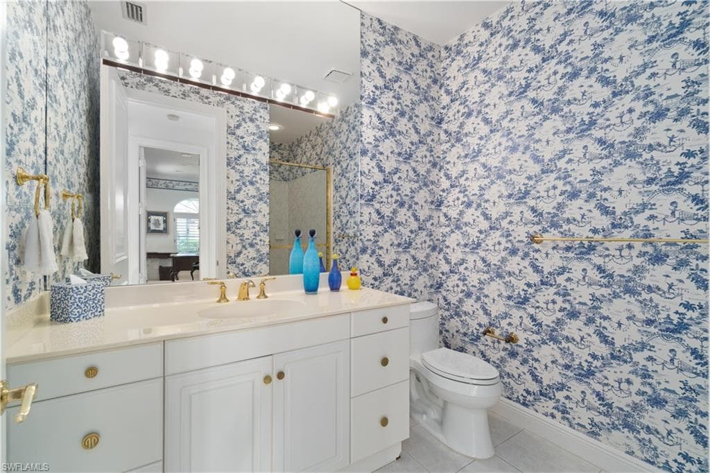 798 Brentwood Pt, Naples, FL 34110-19