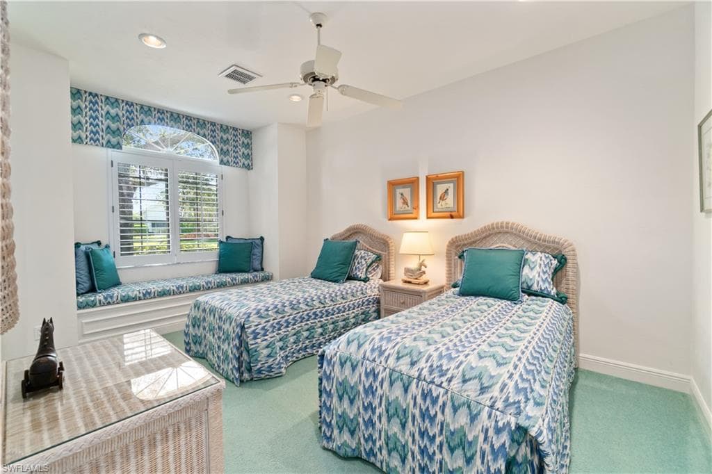 798 Brentwood Pt, Naples, FL 34110-21