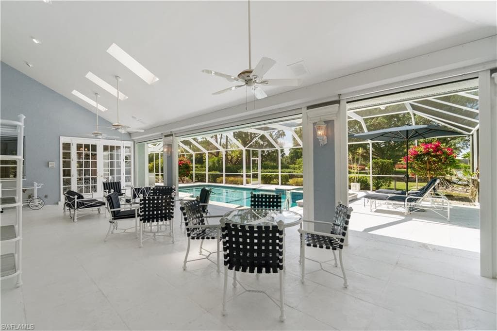 798 Brentwood Pt, Naples, FL 34110-28