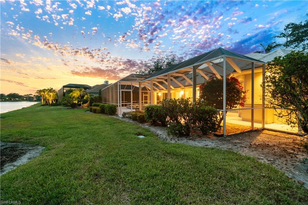 798 Brentwood Pt, Naples, FL 34110-37