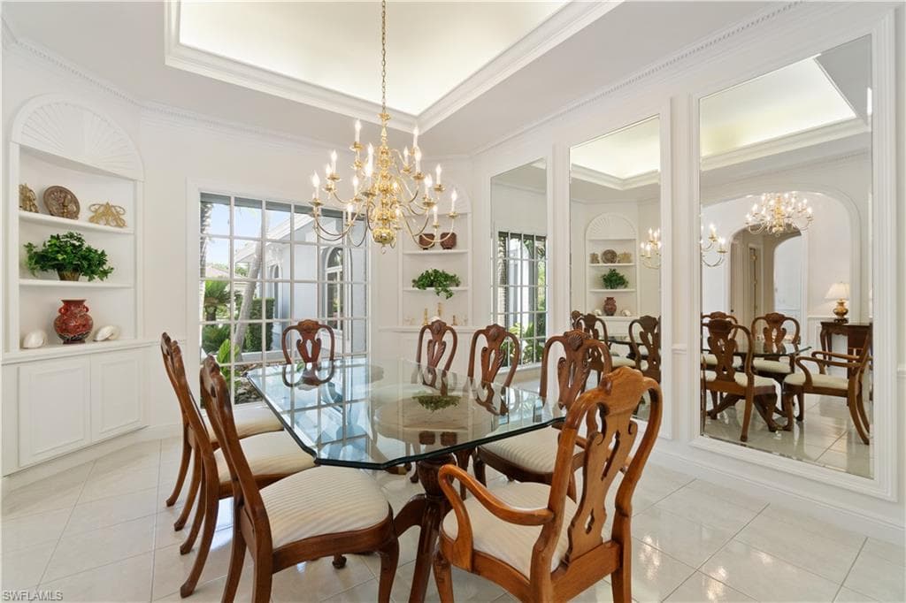 798 Brentwood Pt, Naples, FL 34110-5