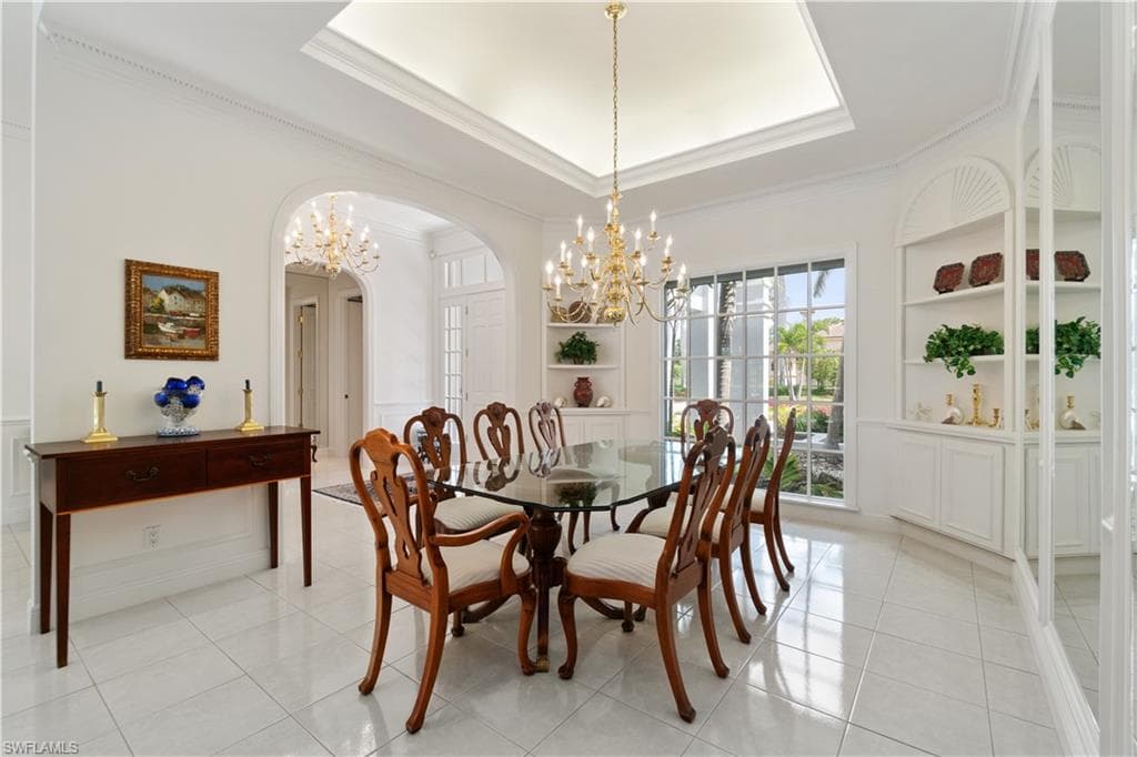 798 Brentwood Pt, Naples, FL 34110-6