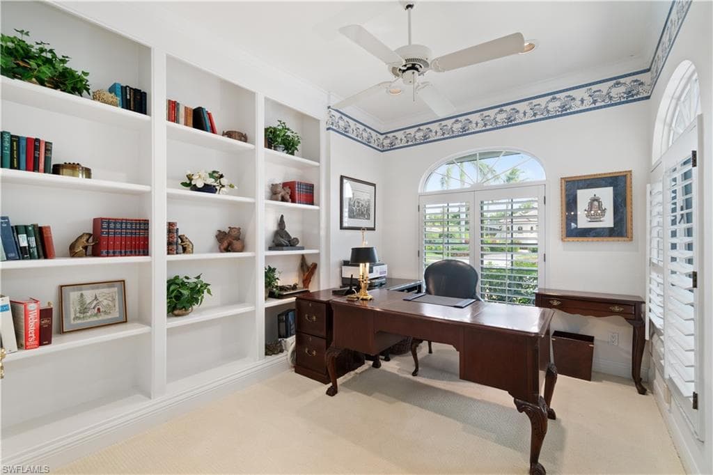 798 Brentwood Pt, Naples, FL 34110-8