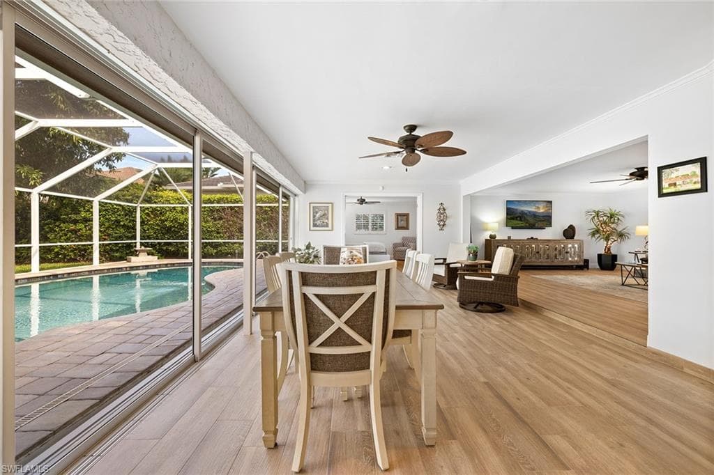 636 Park Shore Dr, Naples, FL 34103-23