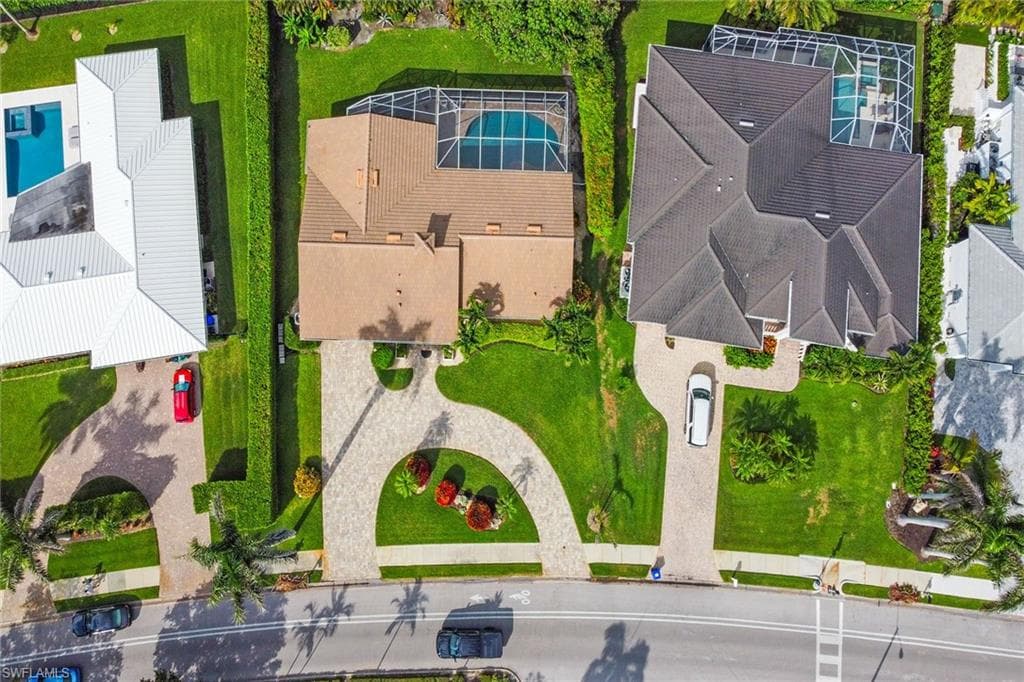 636 Park Shore Dr, Naples, FL 34103-41