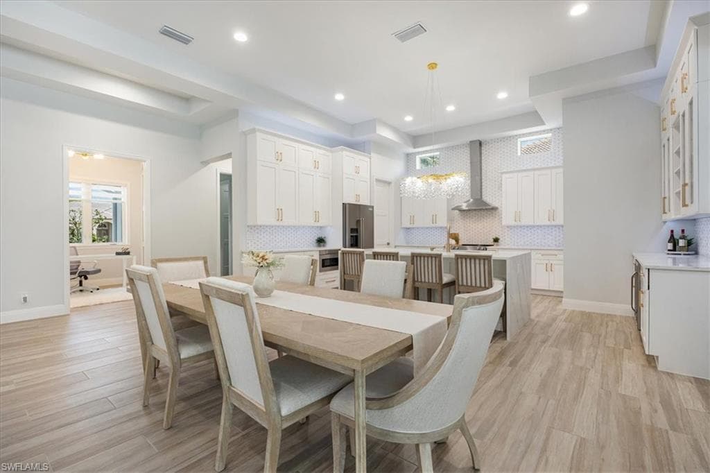 18450 Royal Hammock Blvd, Naples, FL 34114-5