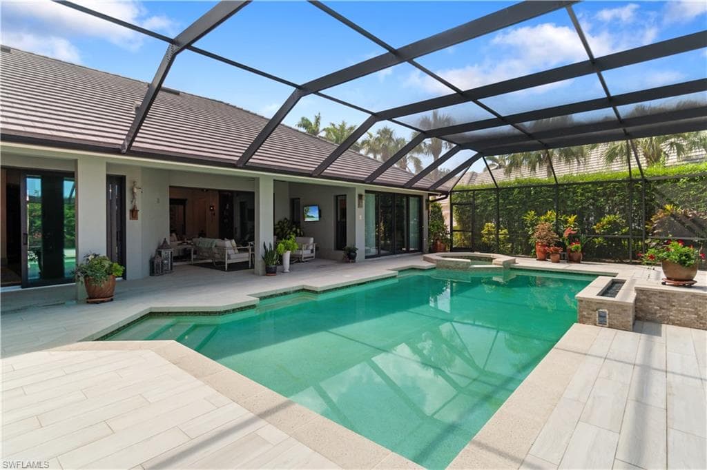 15311 Burnaby Dr, Naples, FL 34110-37