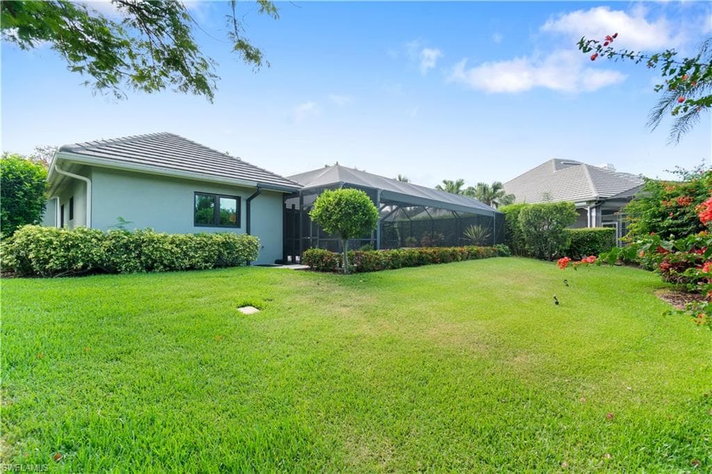 15311 Burnaby Dr, Naples, FL 34110-38