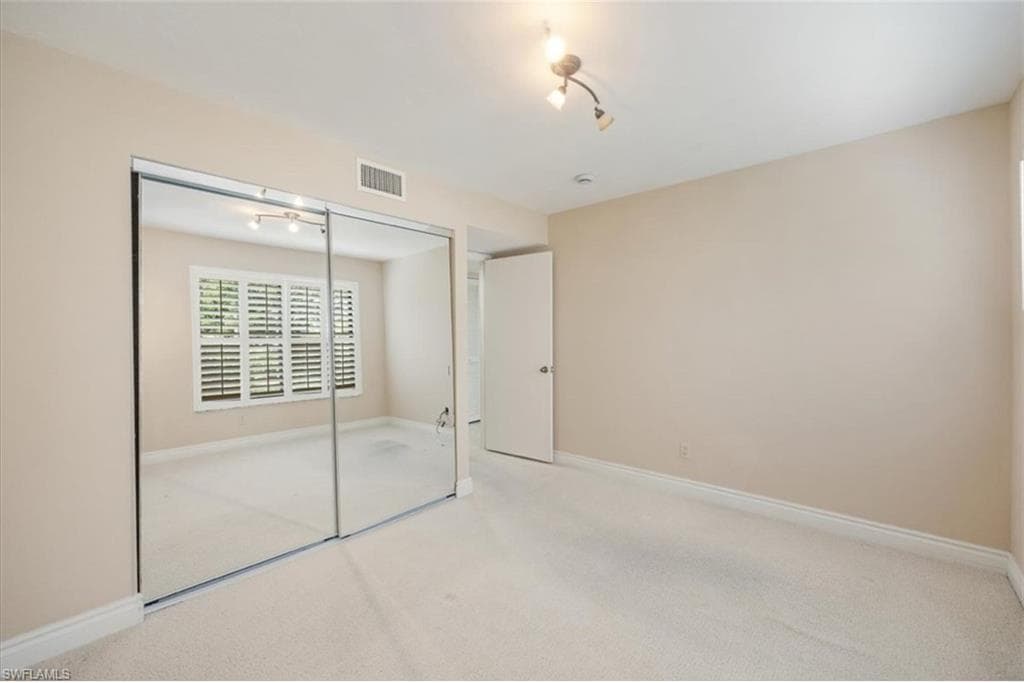 5964 Pelican Bay Blvd 415, Naples, FL 34108-16