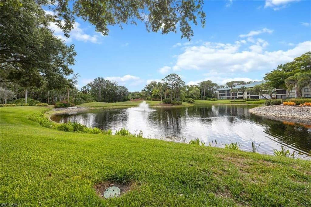 5964 Pelican Bay Blvd 415, Naples, FL 34108-23