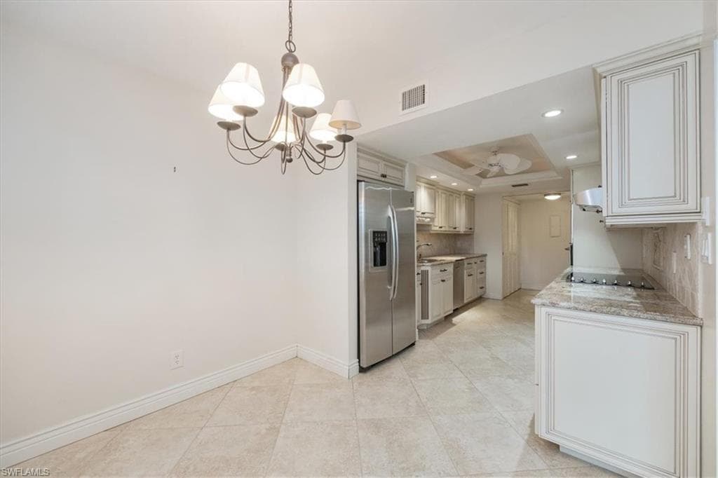 5964 Pelican Bay Blvd 415, Naples, FL 34108-5