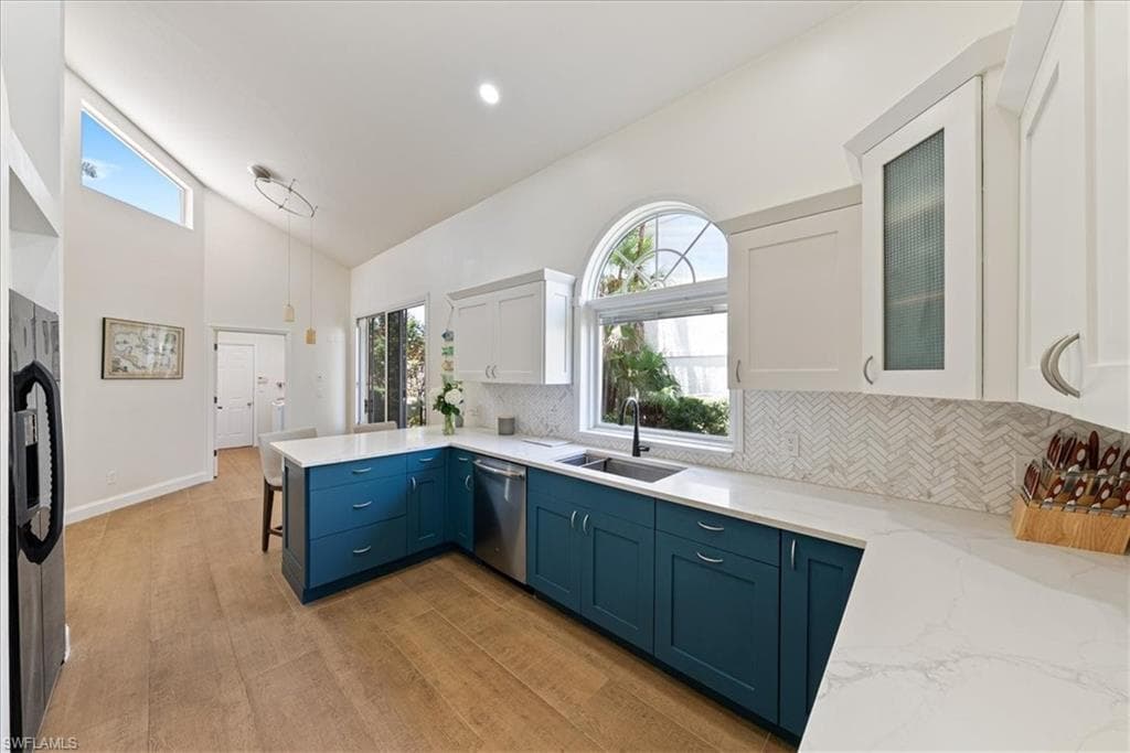 171 Via Napoli, Naples, FL 34105-15