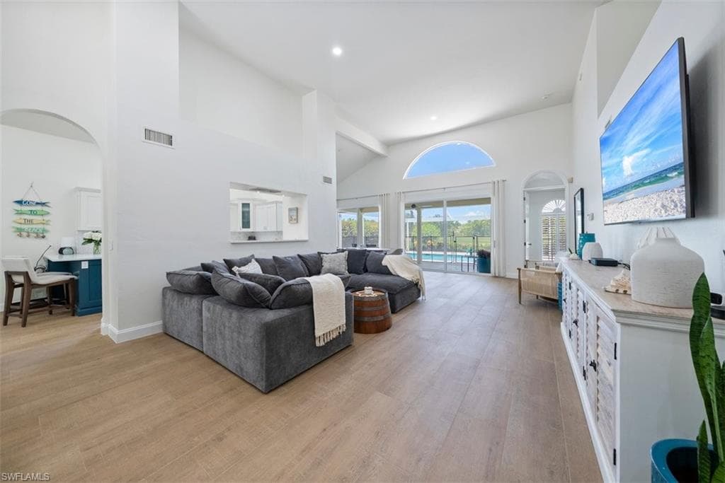 171 Via Napoli, Naples, FL 34105-4