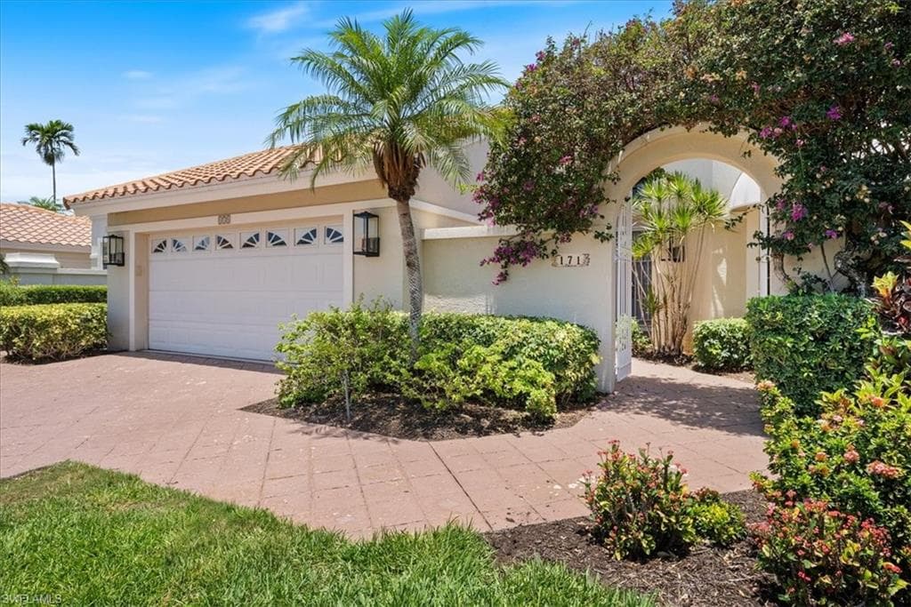 171 Via Napoli, Naples, FL 34105-6