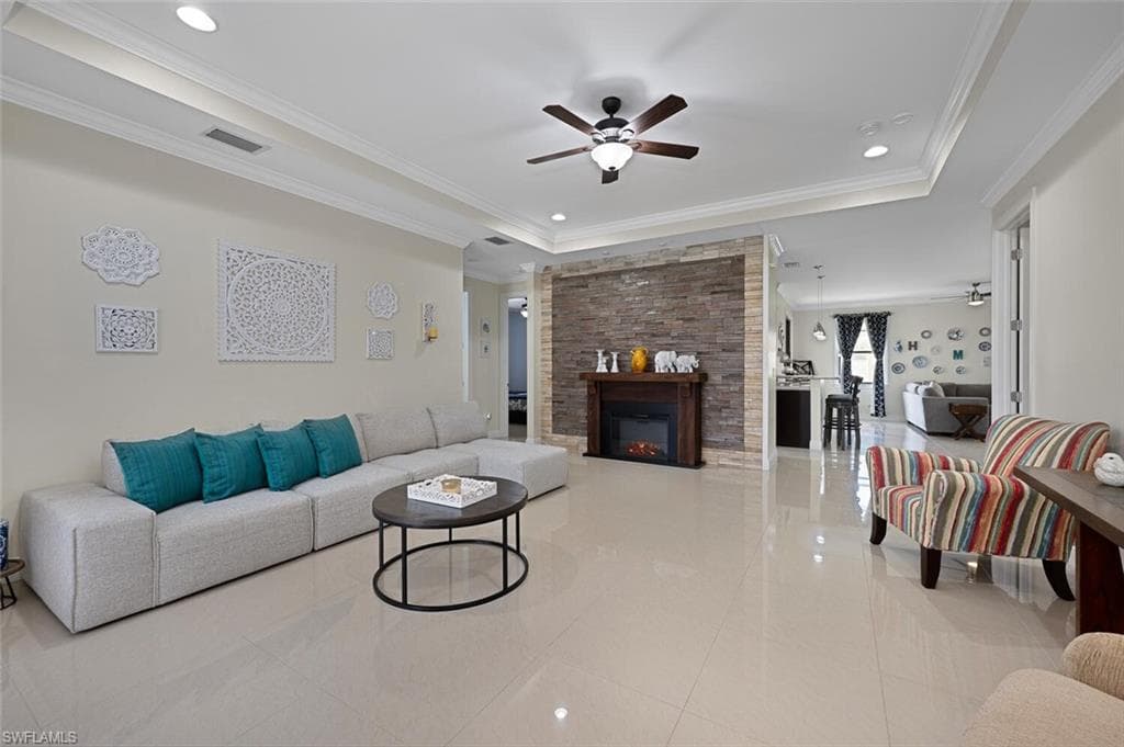 3460 4th Ave NE, Naples, FL 34120-4