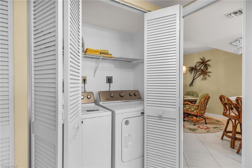 991 Barfield Dr 110, Marco Island, FL 34145-10