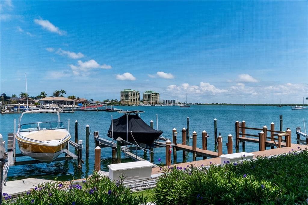 991 Barfield Dr 110, Marco Island, FL 34145-34