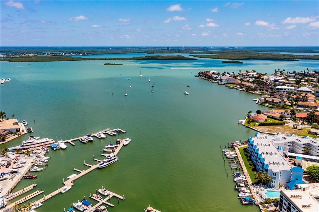 991 Barfield Dr 110, Marco Island, FL 34145-39
