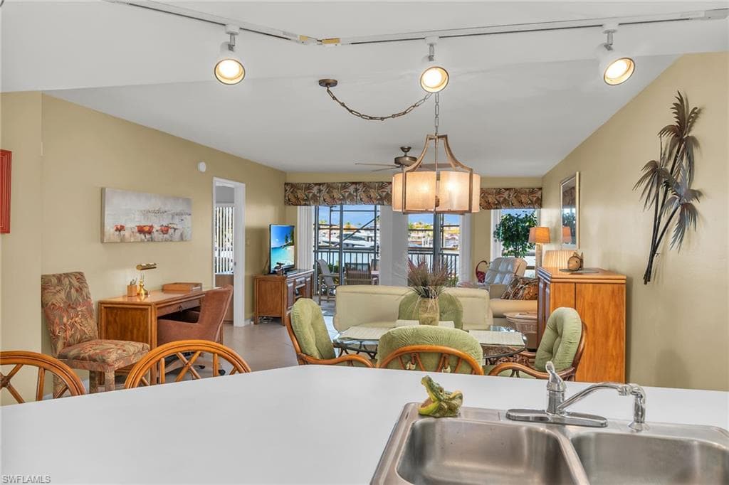 991 Barfield Dr 110, Marco Island, FL 34145-7