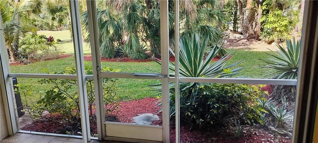 501 Forest Lakes Blvd 102, Naples, FL 34105-17