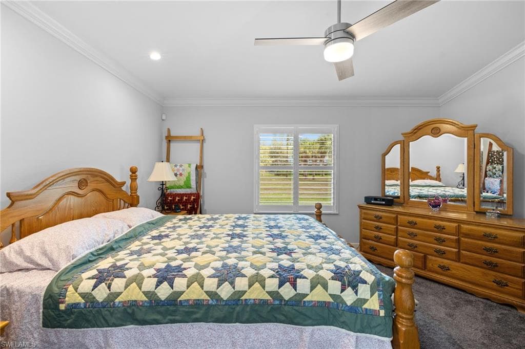 1187 16th Ave NE, Naples, FL 34120-26