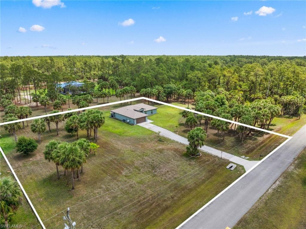 1187 16th Ave NE, Naples, FL 34120-43