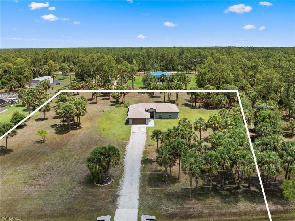 1187 16th Ave NE, Naples, FL 34120-44