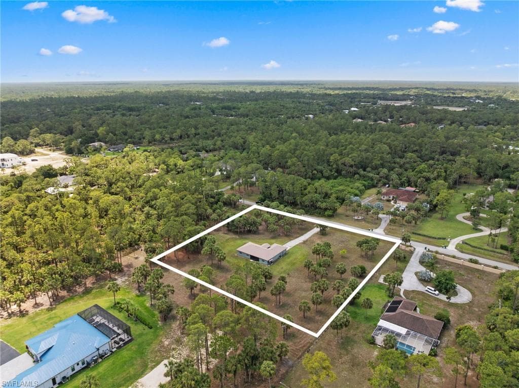 1187 16th Ave NE, Naples, FL 34120-46