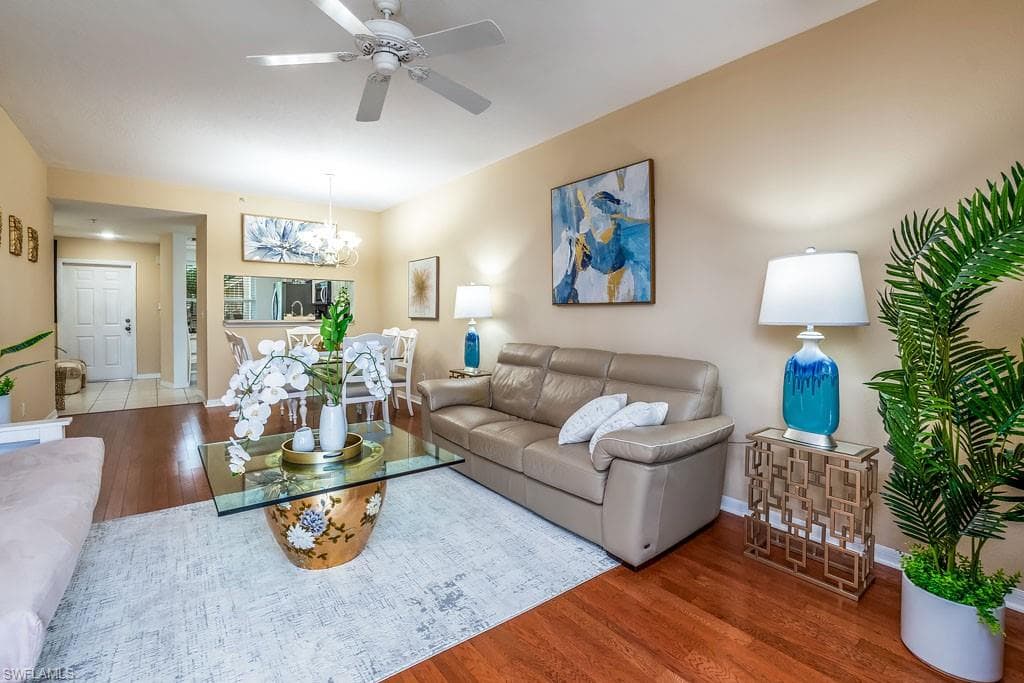 6900 Huntington Lakes Cir 102, Naples, FL 34119-10