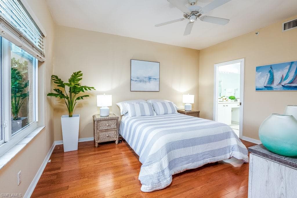 6900 Huntington Lakes Cir 102, Naples, FL 34119-12
