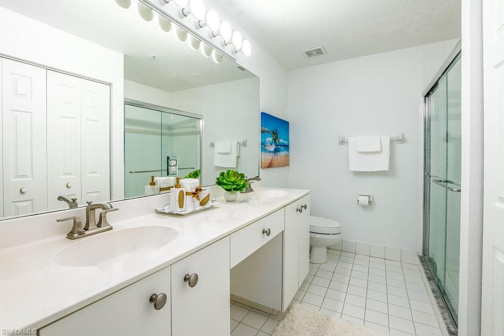 6900 Huntington Lakes Cir 102, Naples, FL 34119-14