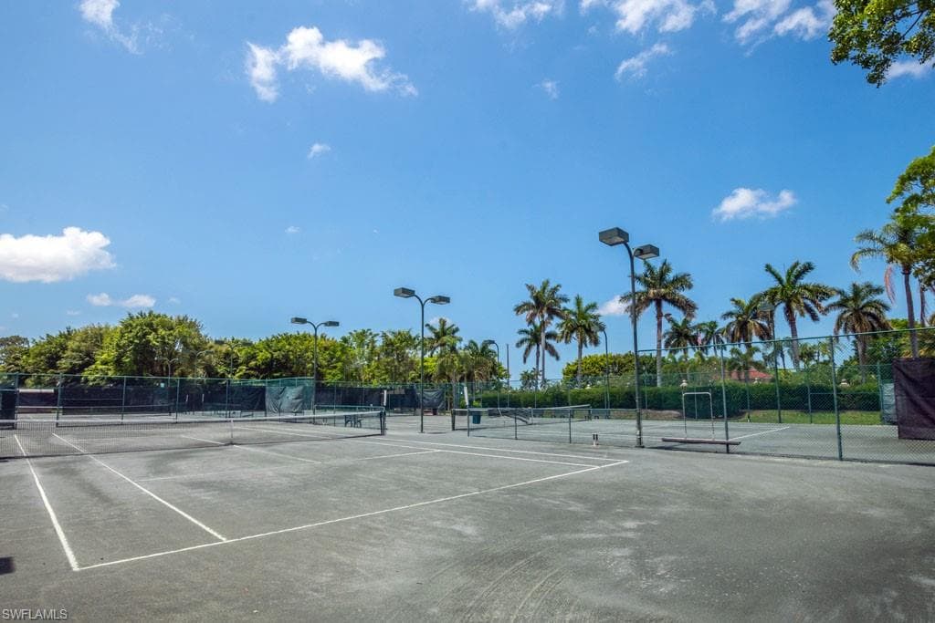 6900 Huntington Lakes Cir 102, Naples, FL 34119-38