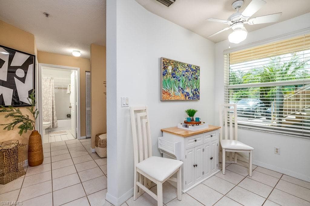 6900 Huntington Lakes Cir 102, Naples, FL 34119-6