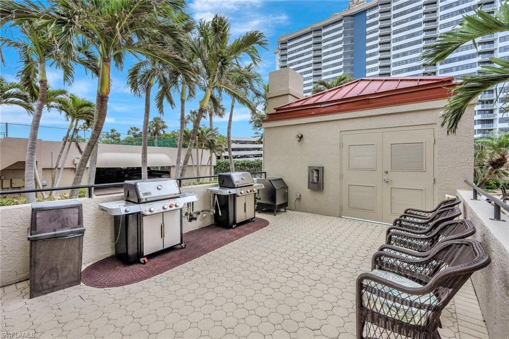 100 Collier Blvd 1002, Marco Island, FL 34145-32